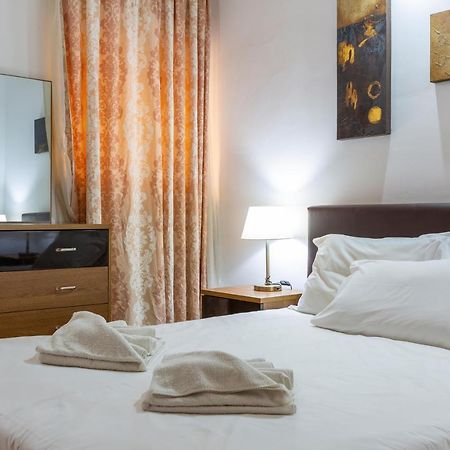 Seafront - Top Location, Top Floor With Wifi & Ac By 360 Estates Valletta Dış mekan fotoğraf