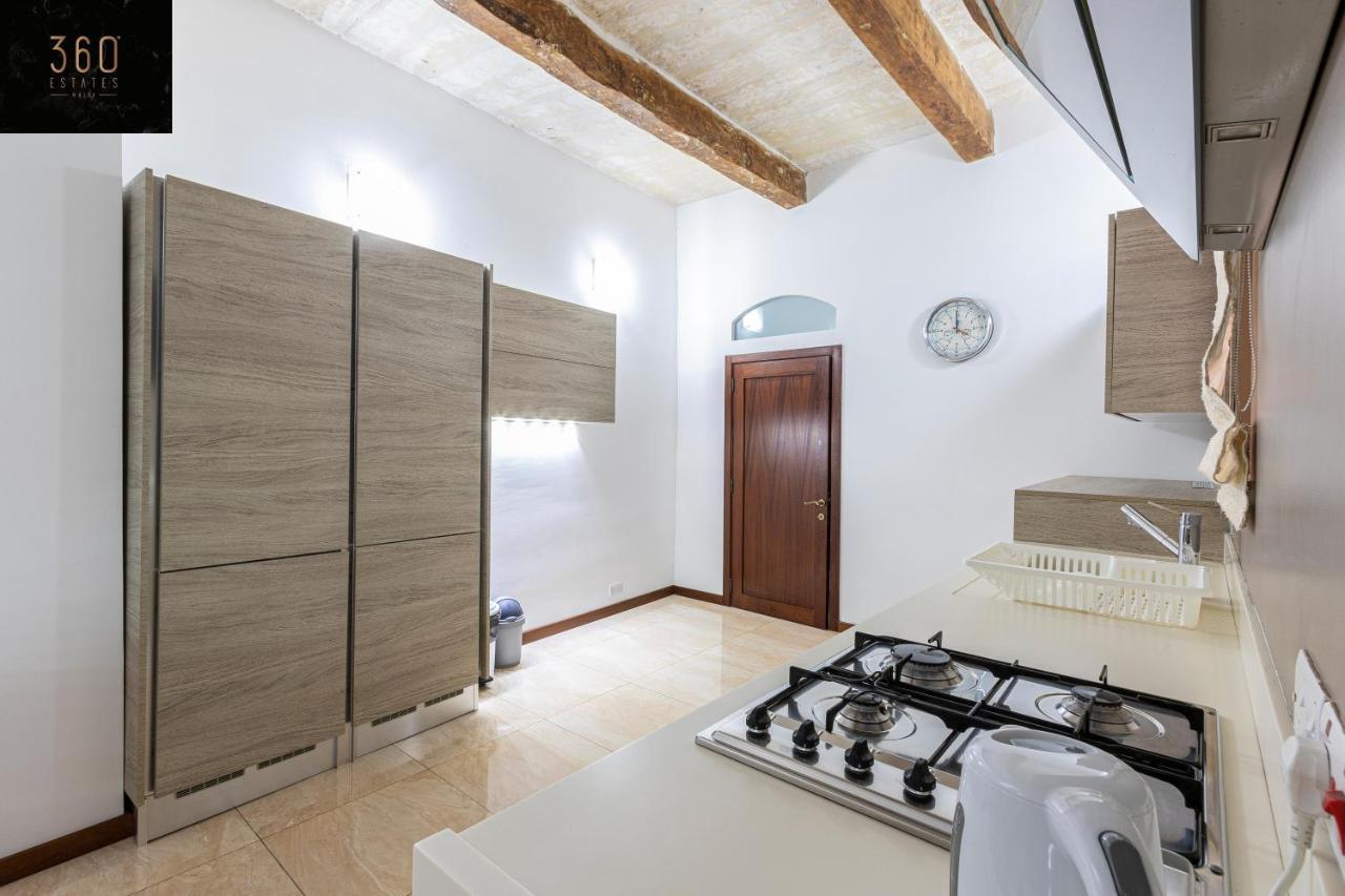 Seafront - Top Location, Top Floor With Wifi & Ac By 360 Estates Valletta Dış mekan fotoğraf