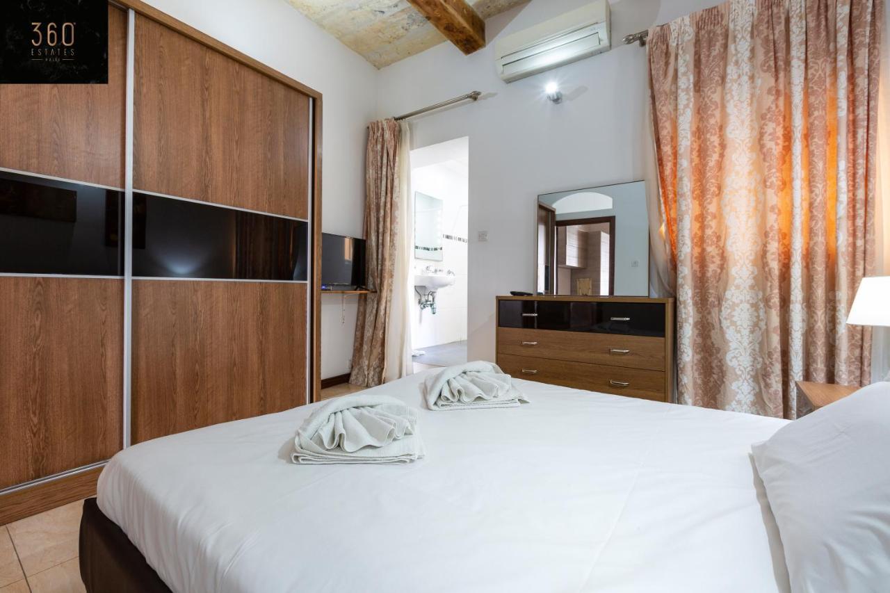 Seafront - Top Location, Top Floor With Wifi & Ac By 360 Estates Valletta Dış mekan fotoğraf