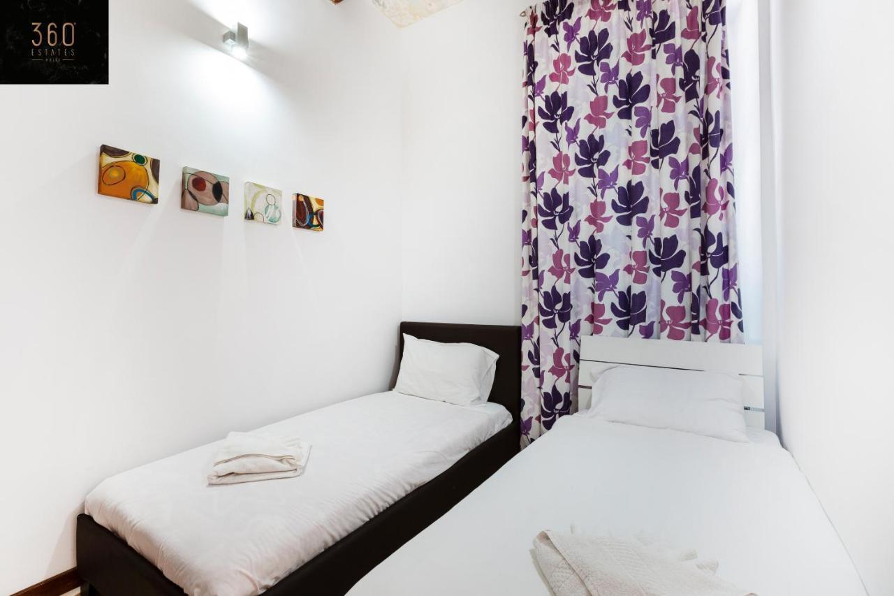 Seafront - Top Location, Top Floor With Wifi & Ac By 360 Estates Valletta Dış mekan fotoğraf